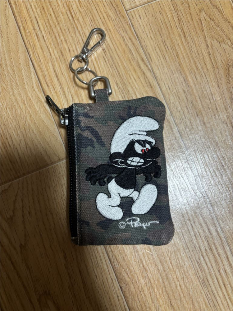 위켄더스 카드지갑 이미지