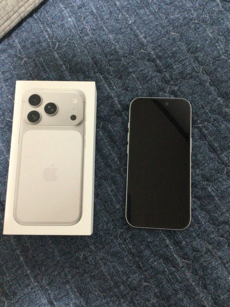 아이폰 17프로--0