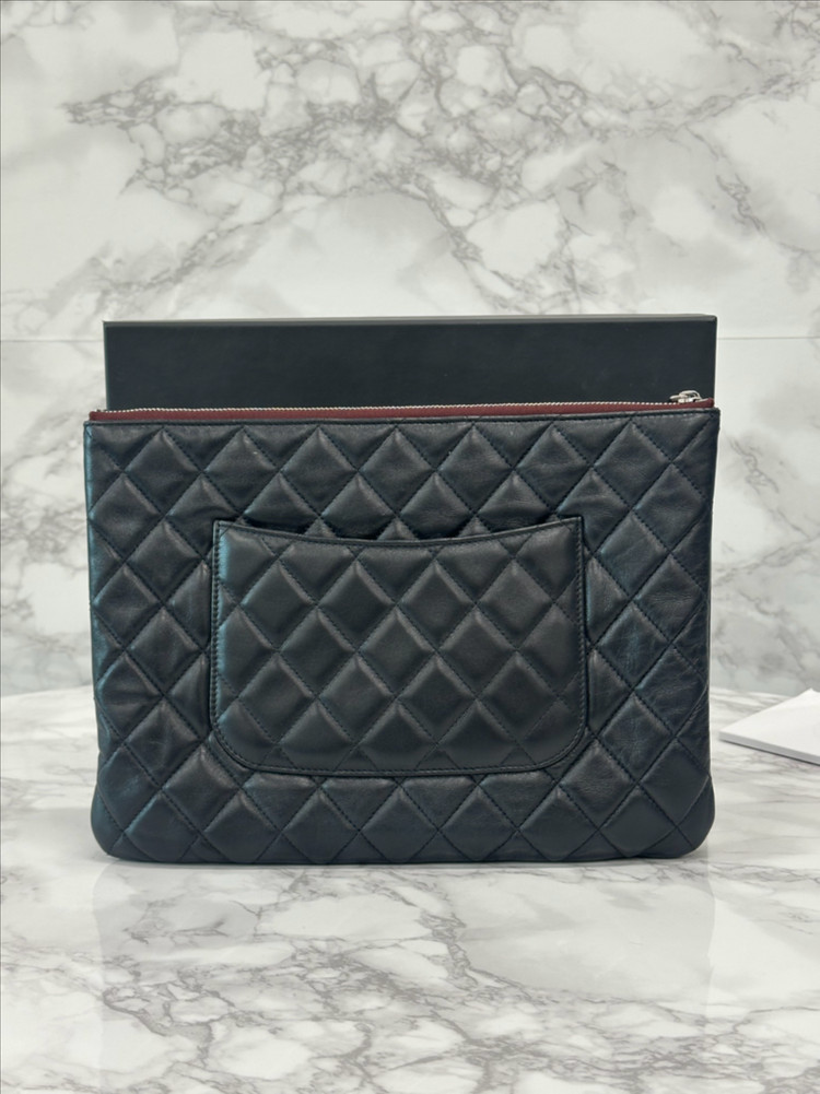 [풀구성]샤넬 클래식 미디움 카프스킨 실버 클러치--6