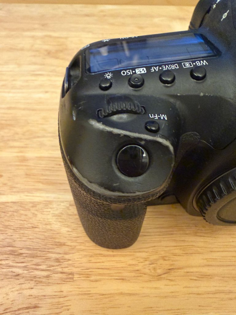 Canon EOS 5D Mark IV 판매합니다 이미지