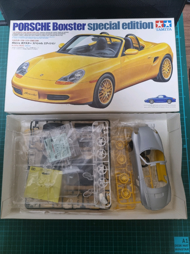 타미야1/24 포르쉐박스터 바디도색완료--0