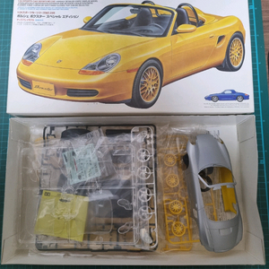 타미야1/24 포르쉐박스터 바디도색완료