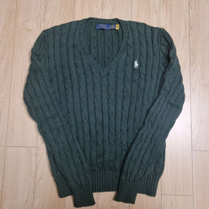 폴로 브이넥 케이블 니트