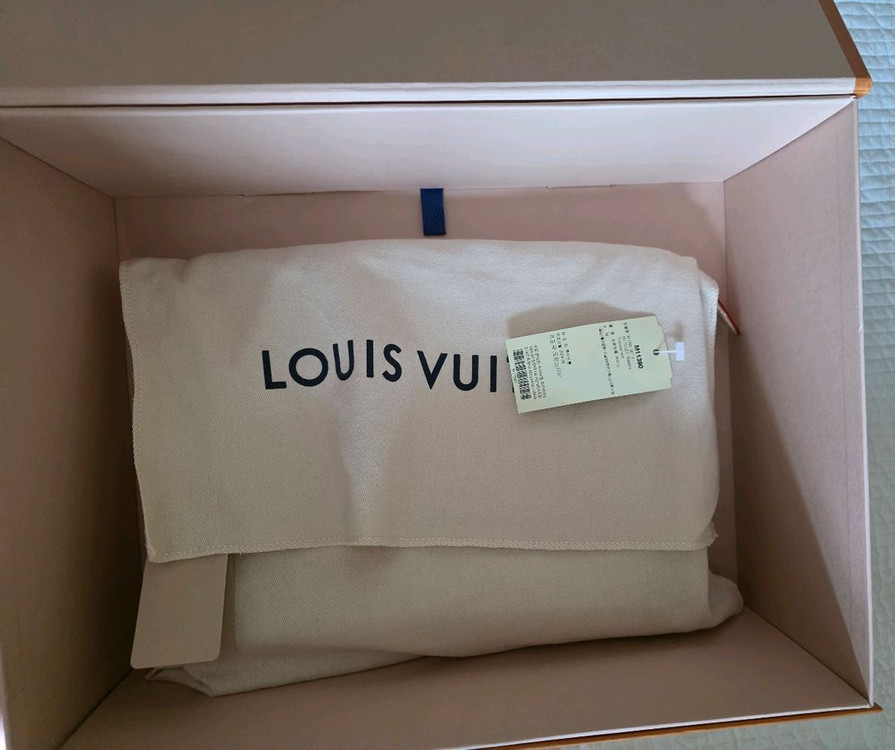 루이비통 트리오 포쉐 토일렛(새상품)--6