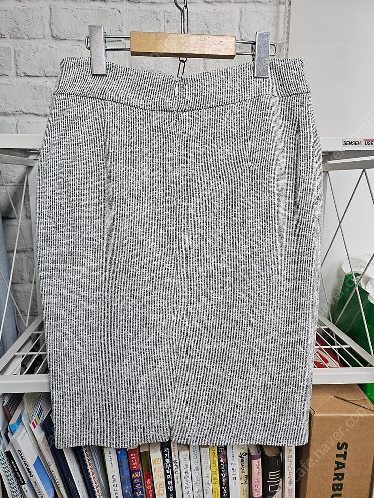 아르마니 꼴레지오니 여성치마 27 봄 여름 스커트 H라인 WK12--3