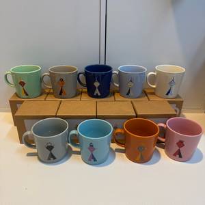 [직거래] [새상품] SPC 70주년 멘디니 머그컵 9종 세트