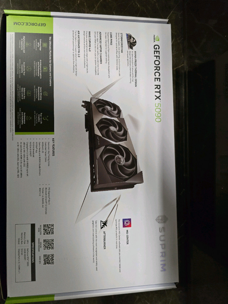 MSI RTX 5090 슈프림 미개봉 판매합니다--1