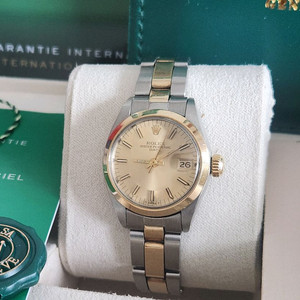 여성용정품로렉스 오이스터 퍼페츄얼 데이트 26미리 오리지널콤비 판매합니다