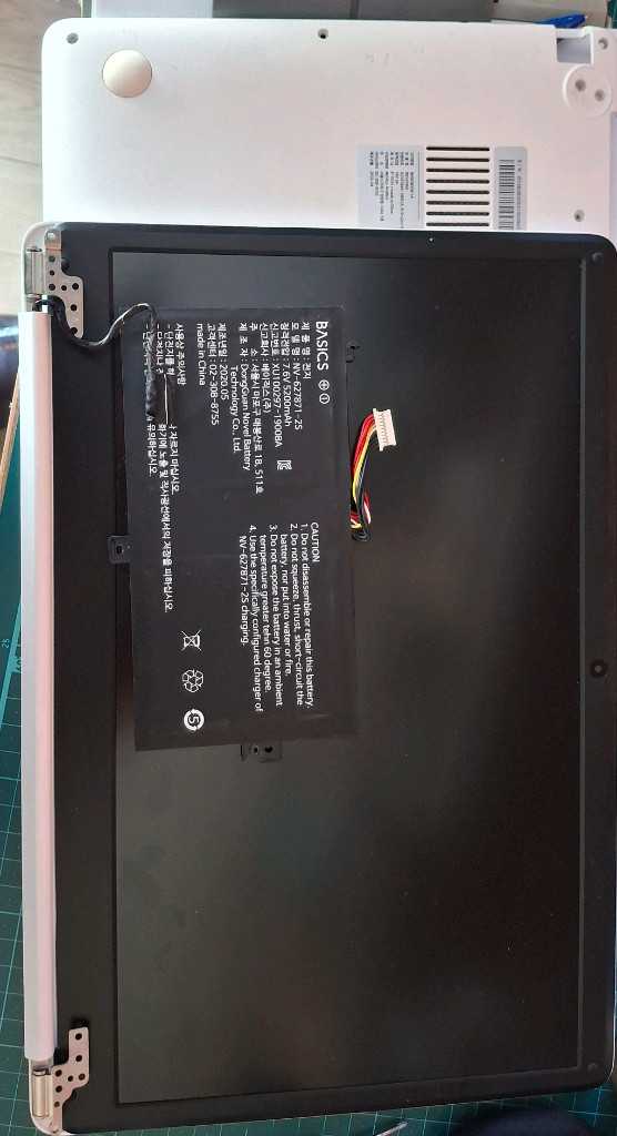 노트북 부품용 베이직북 14 액정.배터리,충전기--2