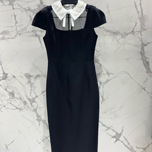 셀프포트레이트 26 클래식 블랙 러플 칼라 리본 여성 원피스 (2컬러)