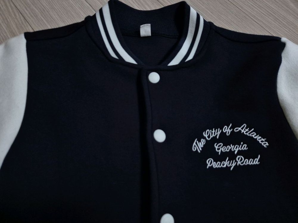 스파오키즈 바시티 자켓 140사이즈--2