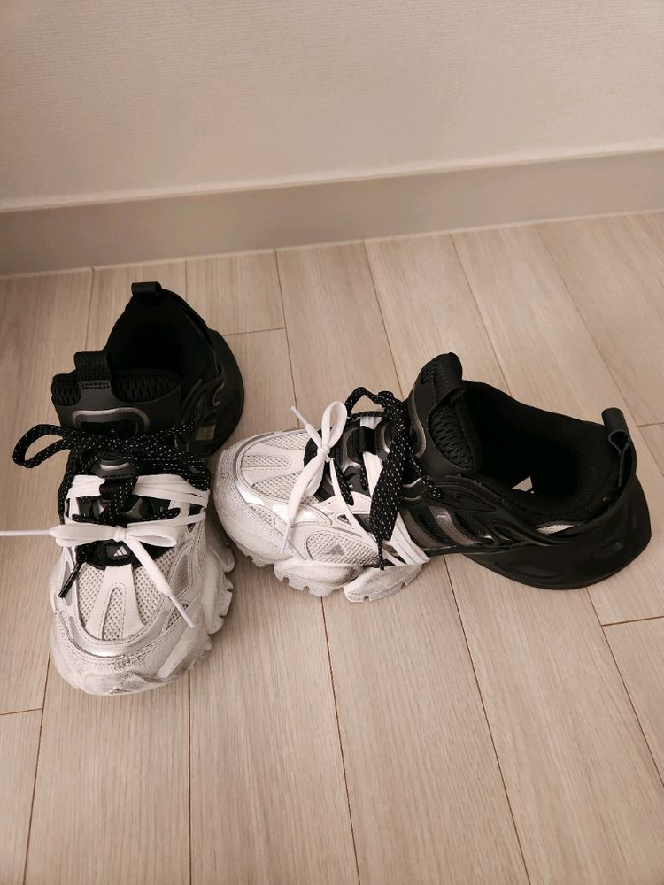 아디다스 벤토 XLG 러너 화이트 블랙 255--1