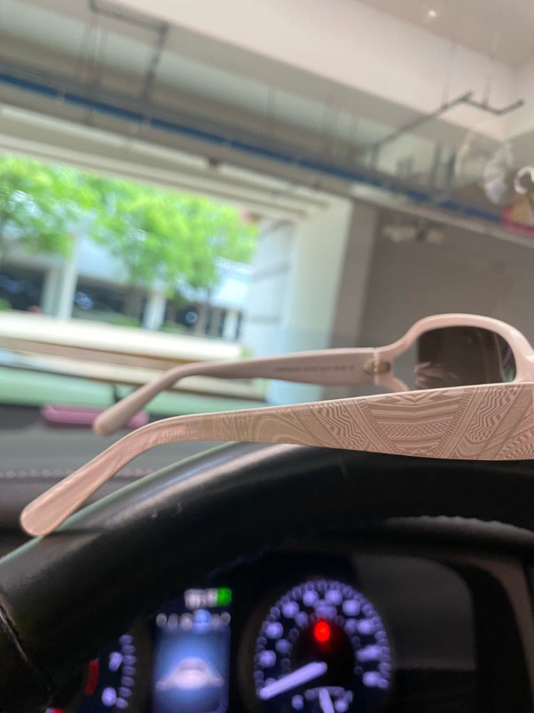 지방시 선글라스 화이트 SGV791G 모델 판매--9