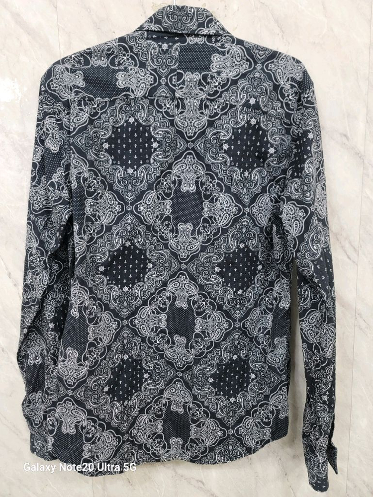 비비안웨스트우드 페이즐 셔츠 2사이즈--1