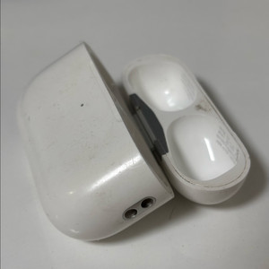 에어팟프로2 본체 8핀 굿짱상태 싸게싸게 급처!!