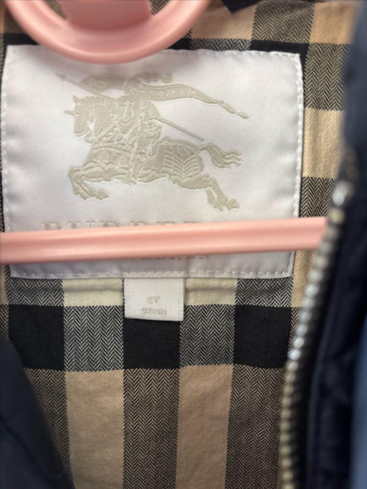 키즈 퀼팅 버버리 패딩점퍼 2Y--1