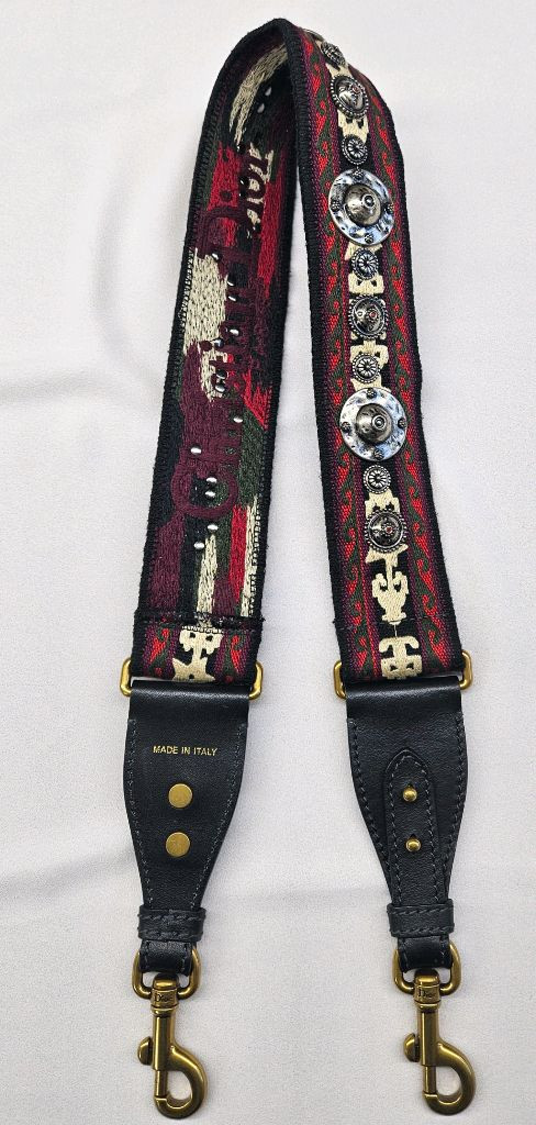 디올 보헤미안 숄더 스트랩 이미지