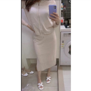 아이보리 니트 후드집업 스커트 이미지