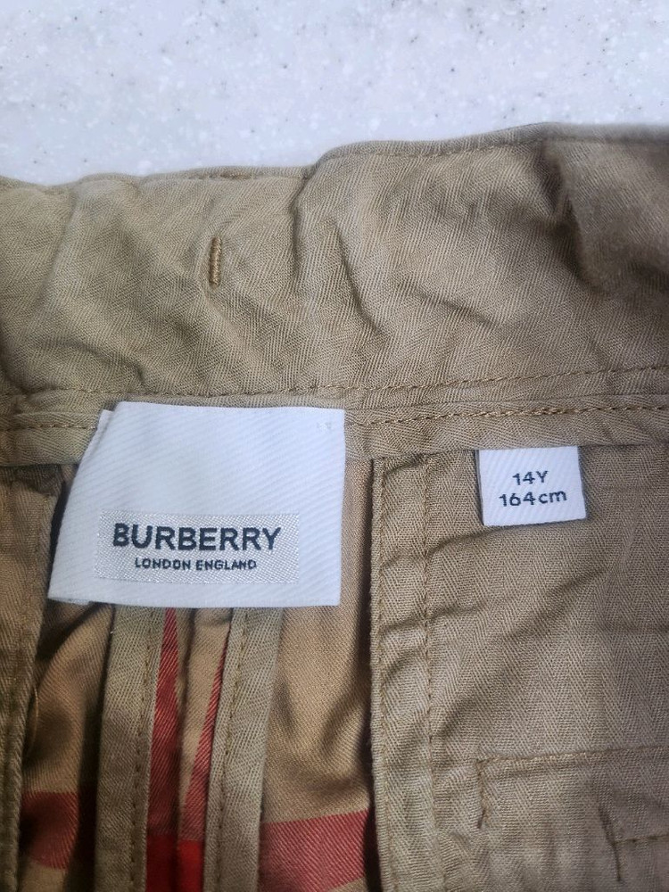 정품 버버리 키즈 반바지 14y 성인여성가능--1