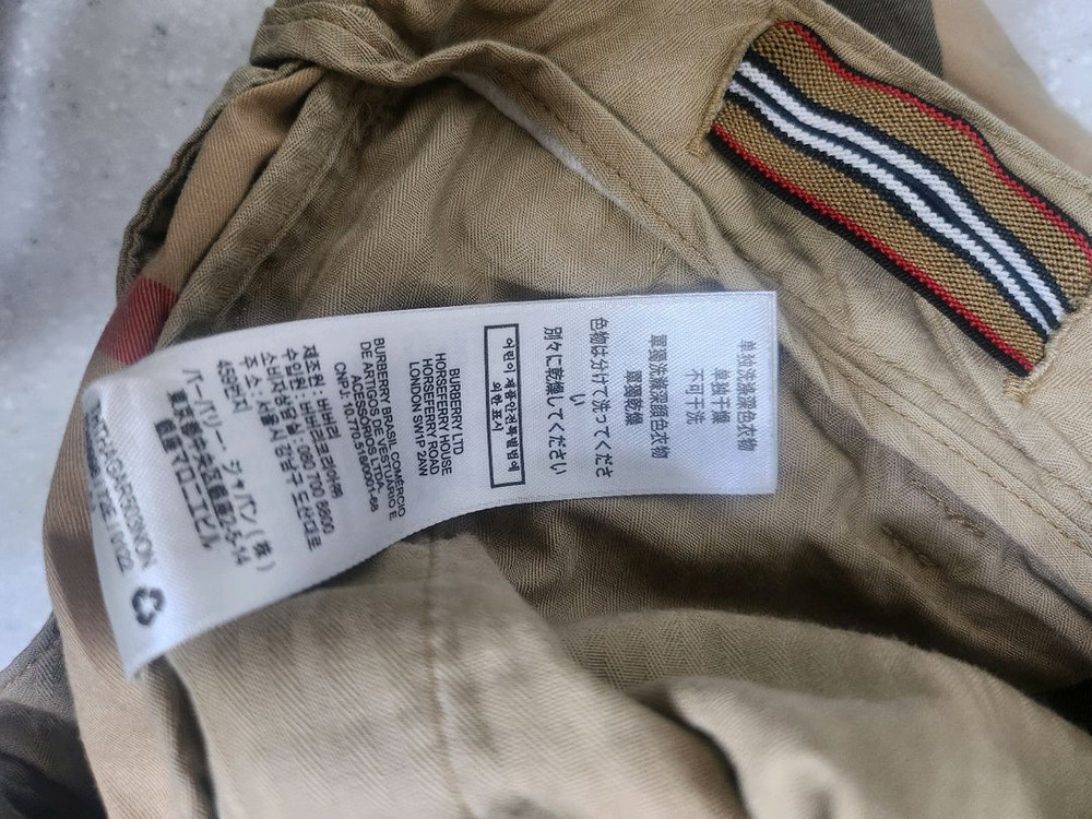 정품 버버리 키즈 반바지 14y 성인여성가능--2