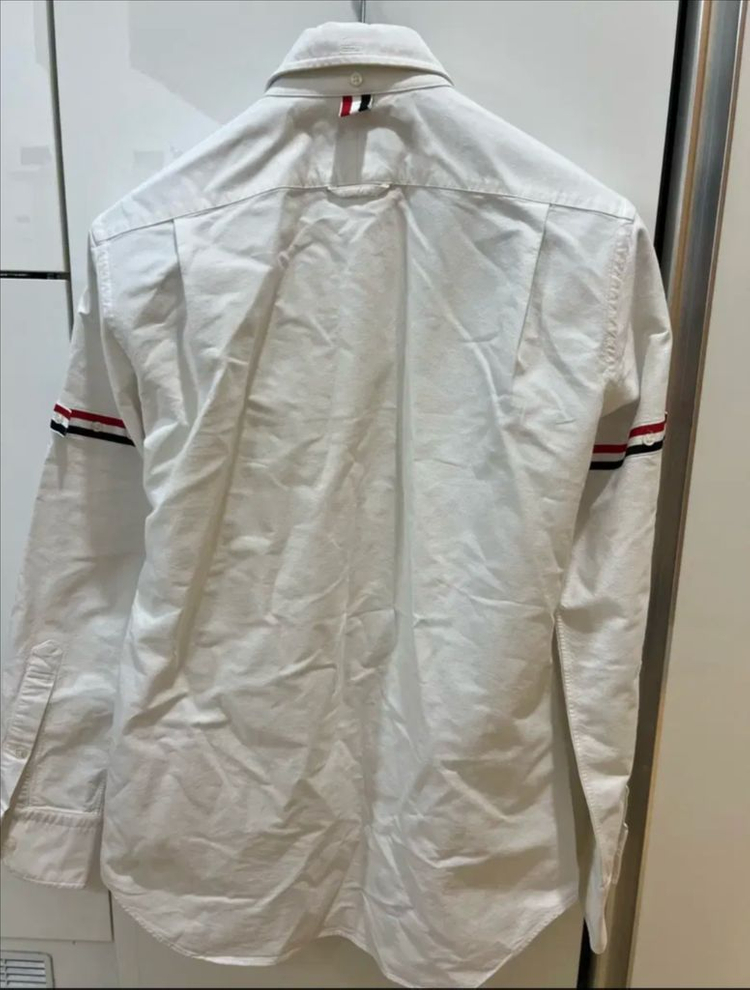 톰브라운 암밴드 셔츠 2사이즈 (새상품급)--1