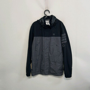 네파 이젠벅 남성 바람막이 100 상태최상