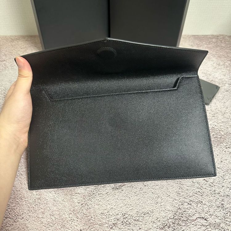 [풀구성] 입생로랑 업타운 클러치 블랙--3