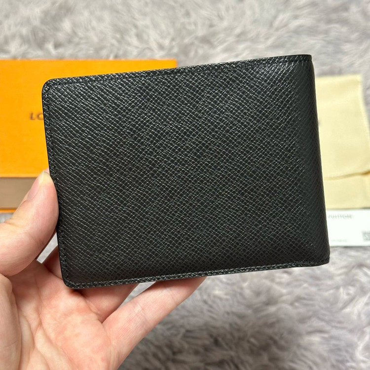 [풀구성] 루이비통 타이가 은장 멀티플 월릿 반지갑 블랙--1