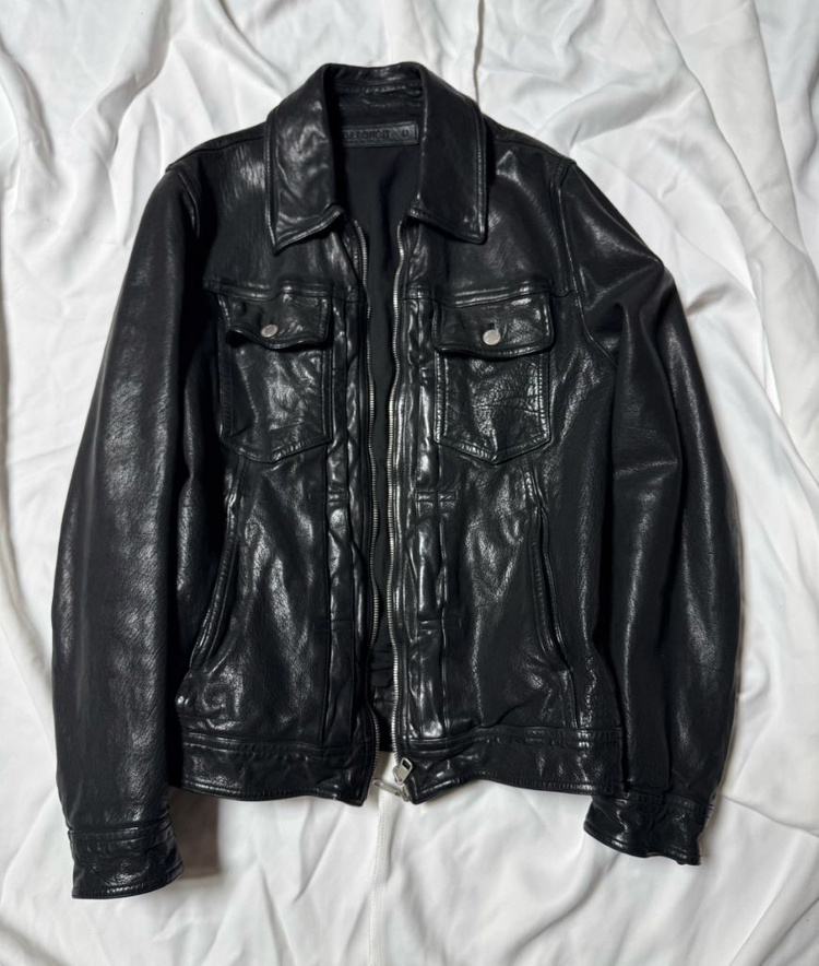 닐바렛 레더 자켓 M-L 사이즈 착샷 이미지