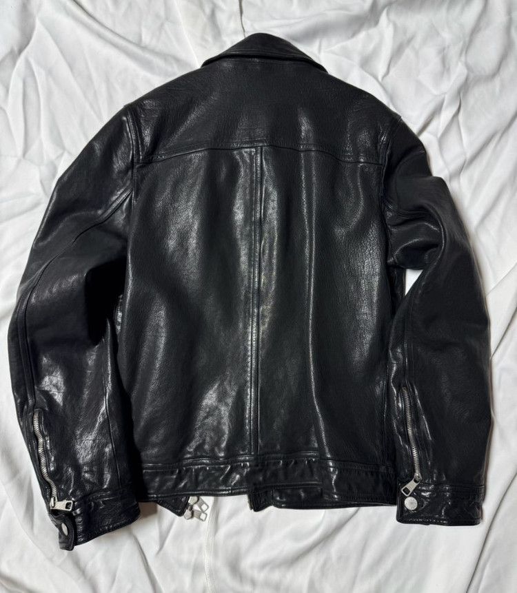 닐바렛 레더 자켓 M-L 사이즈 착샷 이미지
