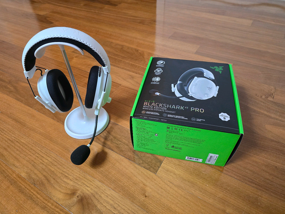 레이저 블랙샤크 V2 Pro 화이트 에디션--0