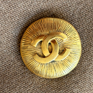 샤넬 정품 금장 브로치