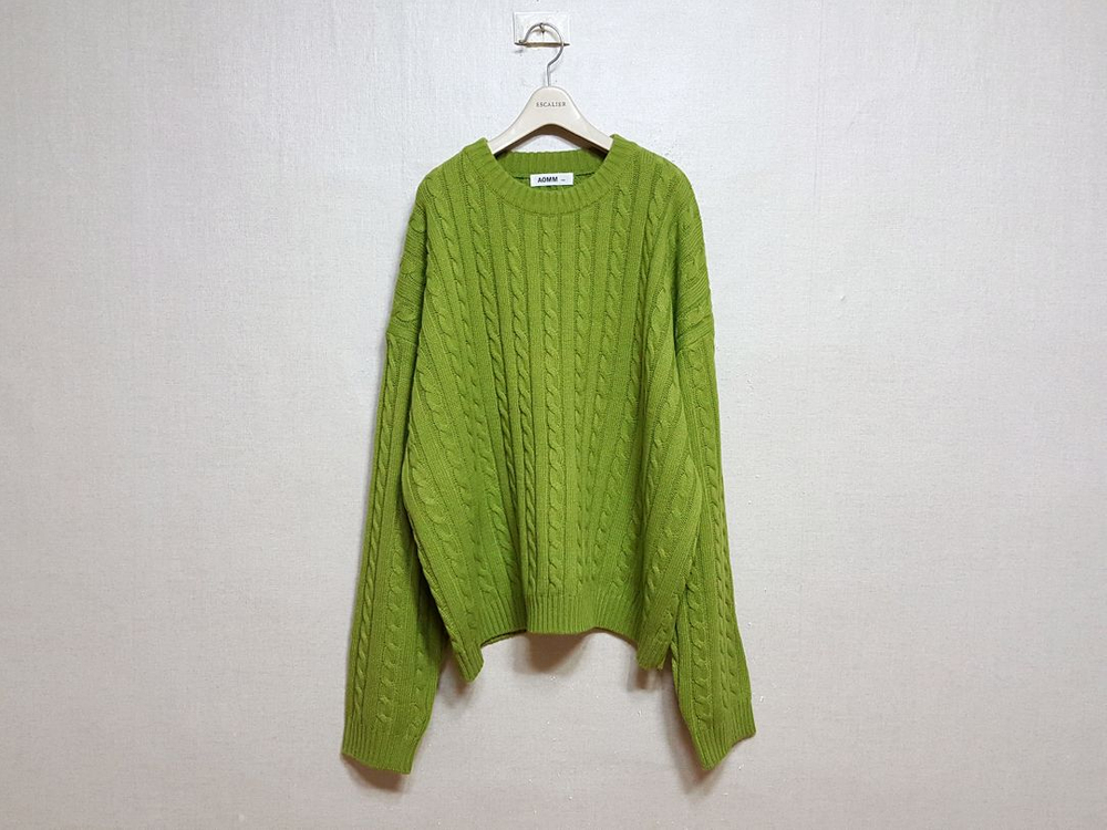 새상품)AOMM 오버핏 꽈배기 봄철 남성 니트 티셔츠 프리/105-110--0