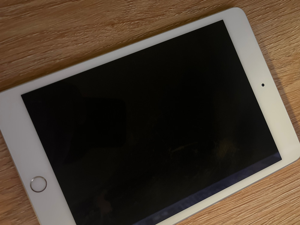 아이패드 미니5세대 64기가 팔아요--1