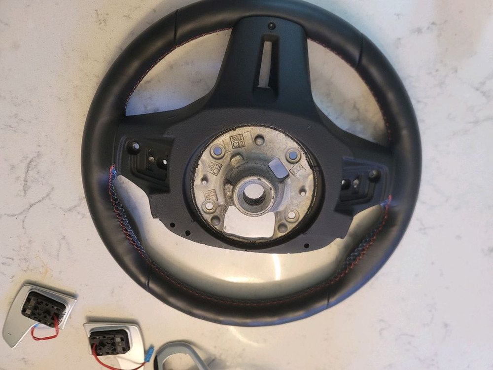 2025 M850I 순정 스티어링+패들쉬프트+ Y커버--7