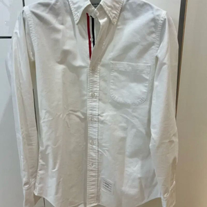 톰브라운 셔츠 2사이즈