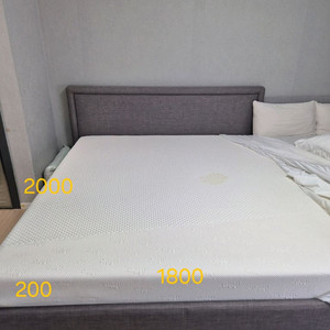 템퍼 슈퍼킹 매트리스 + 템퍼 침대 프레임 이미지