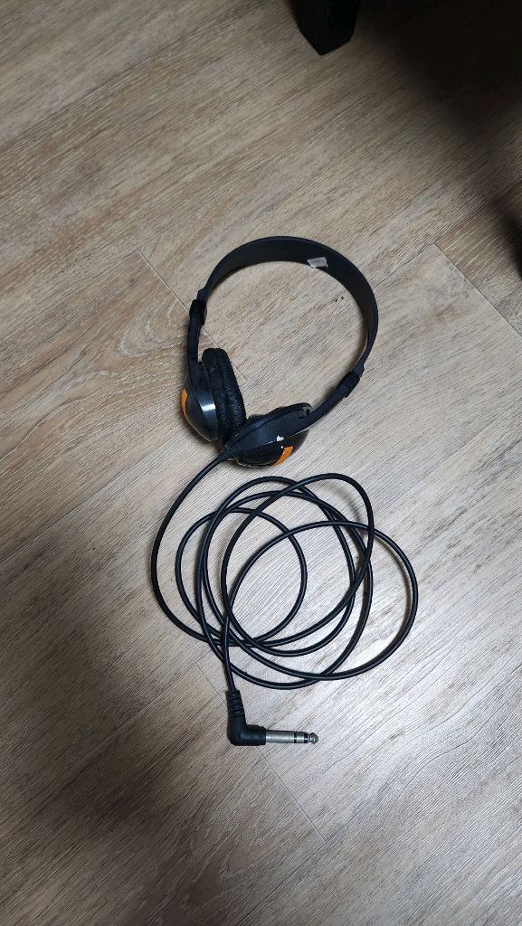 아카데미 디지털피아노 adp 2600n 이미지