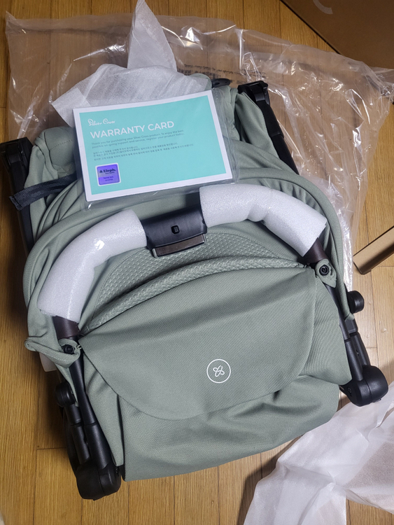 실버크로스 클릭 휴대용 유모차 (미사용)--1