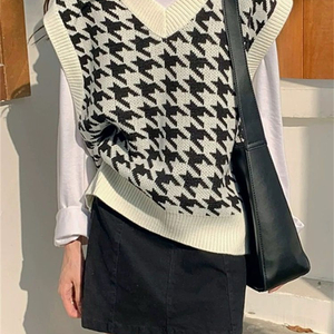 하운드 체크 조끼 베스트