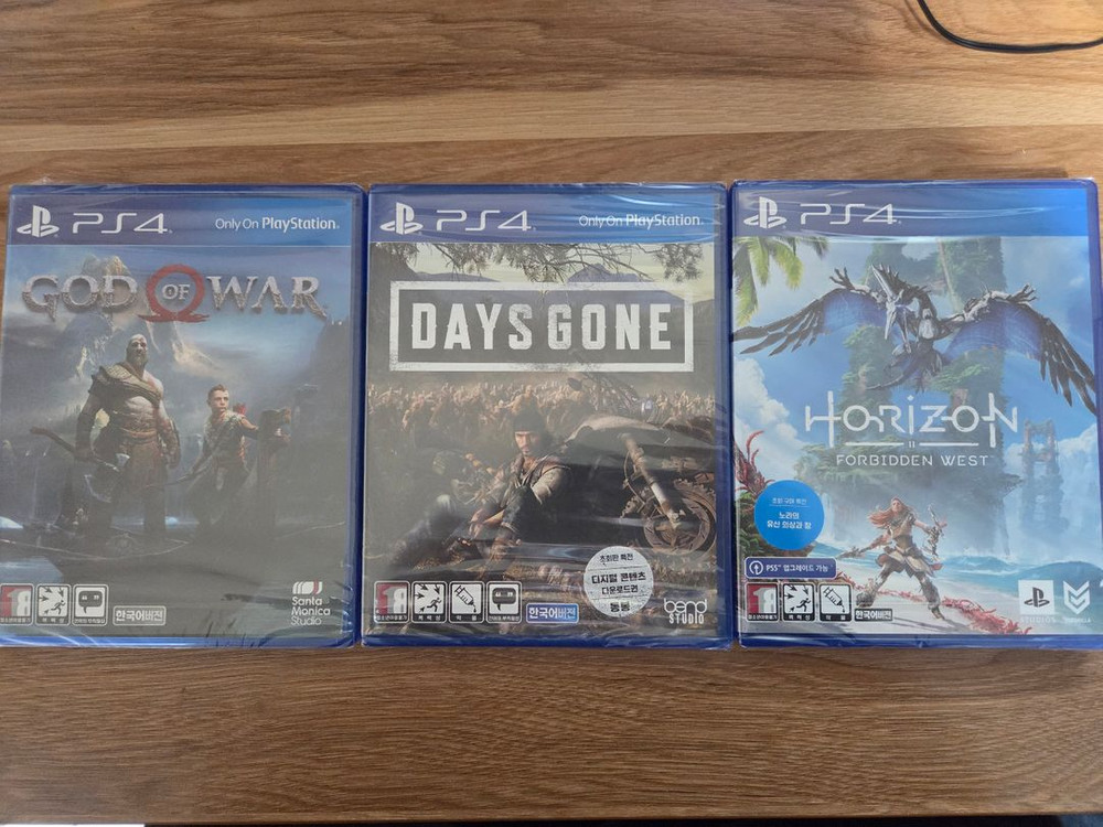 PS4 게임 3종 밀봉 새제품 일괄판매합니다. 이미지