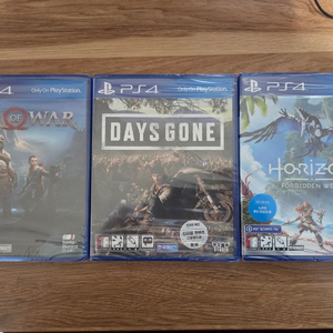PS4 게임 3종 밀봉 새제품 일괄판매합니다. 이미지