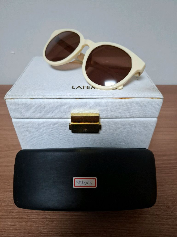 알라메다 선글라스--8