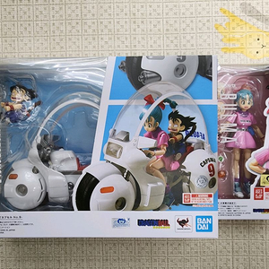 SHF드래곤볼피규어부르마+바이크 호이포이캡슐NO.9판매합니다.