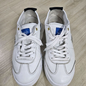 데상트 크론템포 클래식 운동화/단화260 이미지