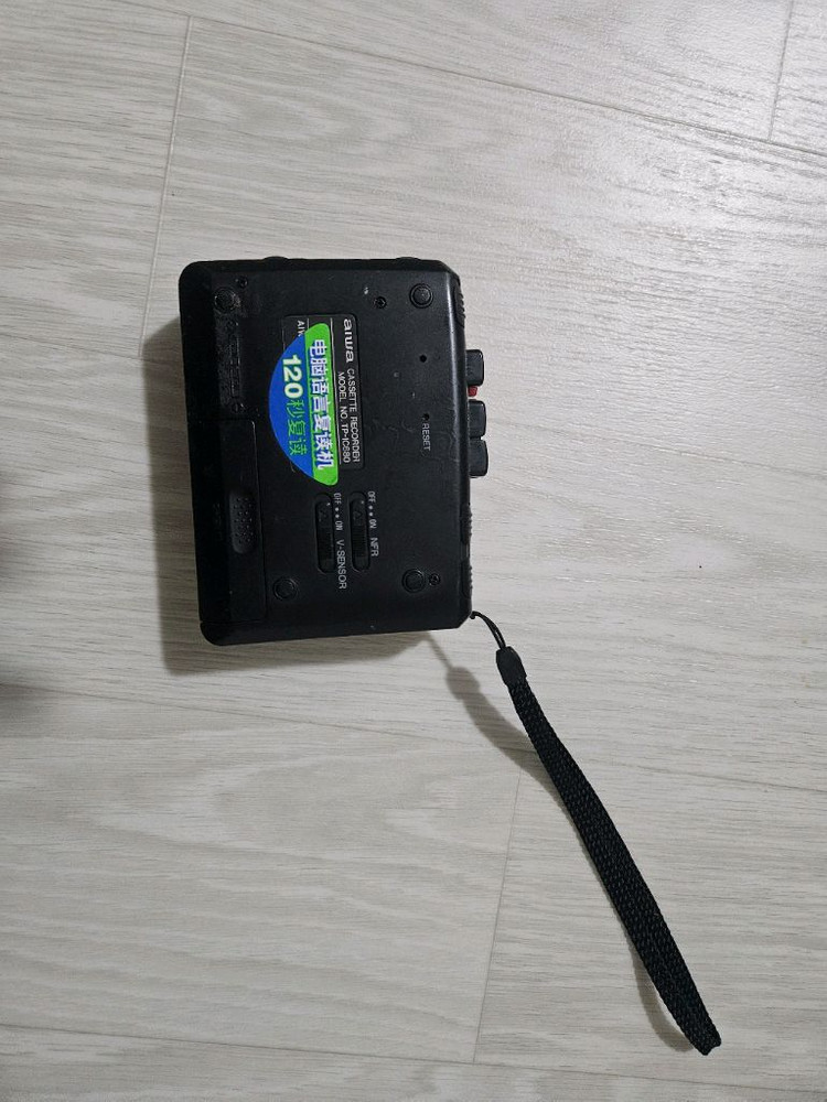 레트로 아이와Aiwa TP-IC680 카세트 레코더 이미지