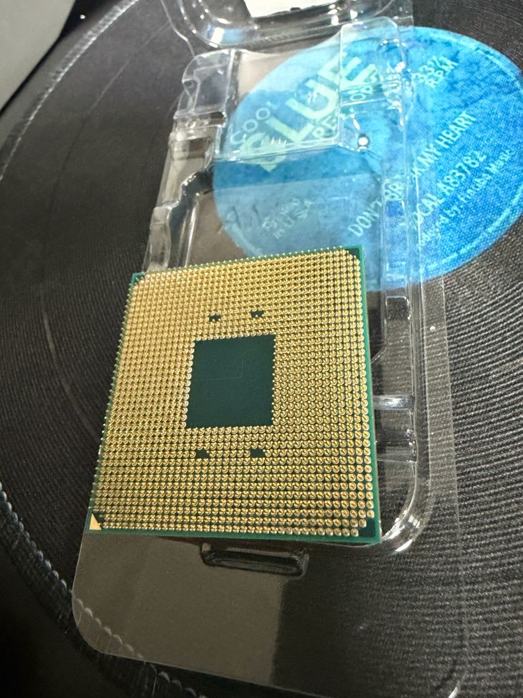 AMD CPU 라이젠5 PRO 4650G 르누아르 단품 팝니다.--3