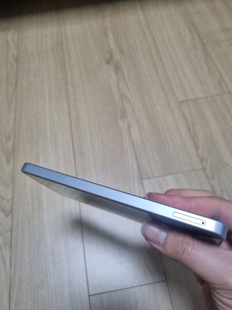 갤럭시 버디4 128gb 화이트 팔아요 이미지