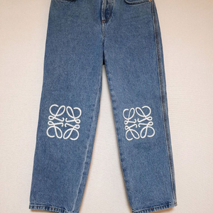 로에베 애너그램 크롭진 데님 청바지