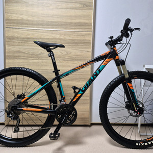 자이언트 TaLOn 27.5,인치 MTB 자전거